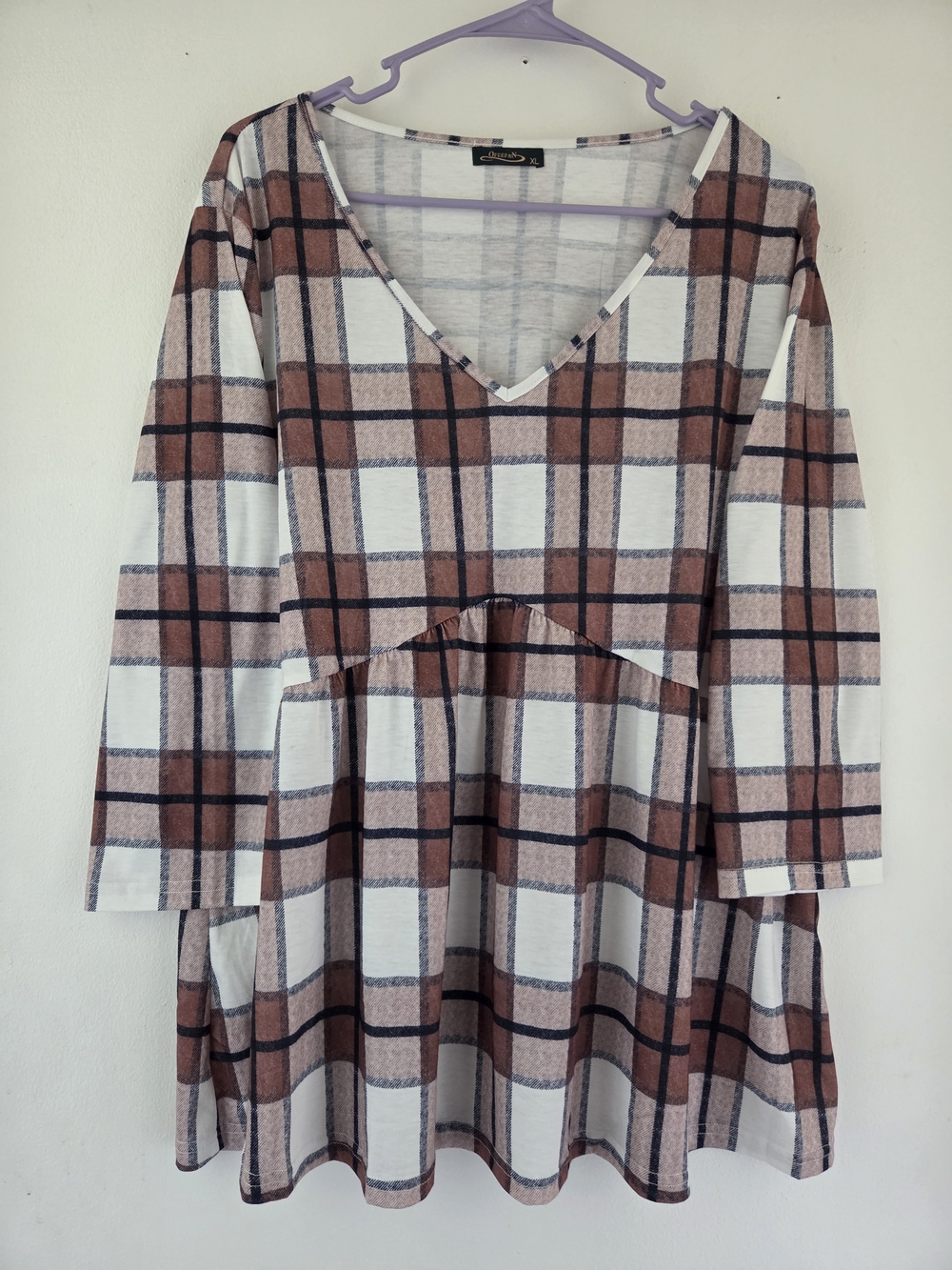 Plaid V-Neck Blouse